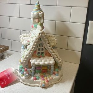 Pastel Gingerbread House - Lights up!